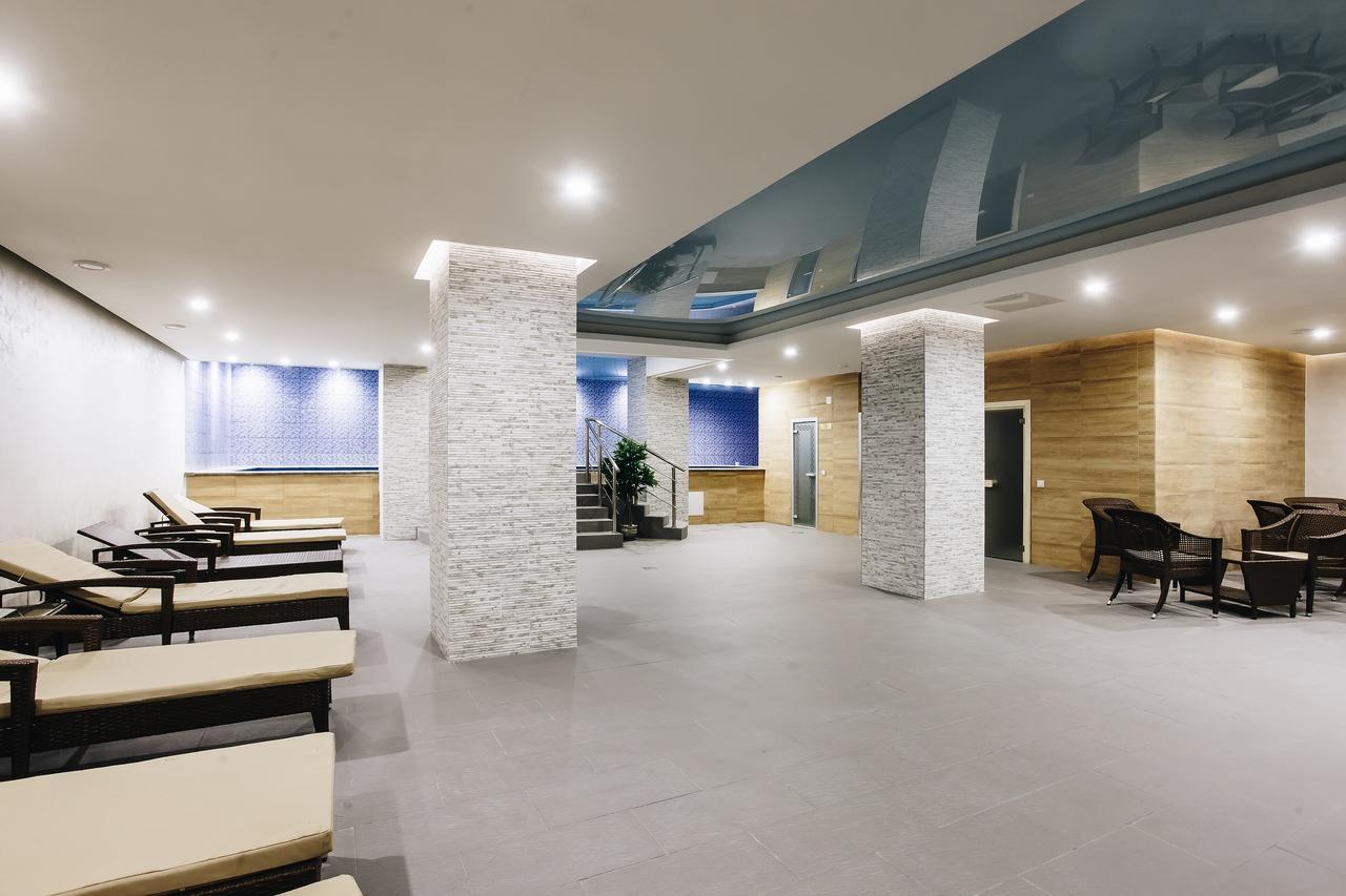 אלמטי Renion Park Hotel מראה חיצוני תמונה