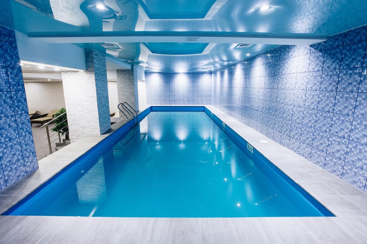אלמטי Renion Park Hotel מראה חיצוני תמונה